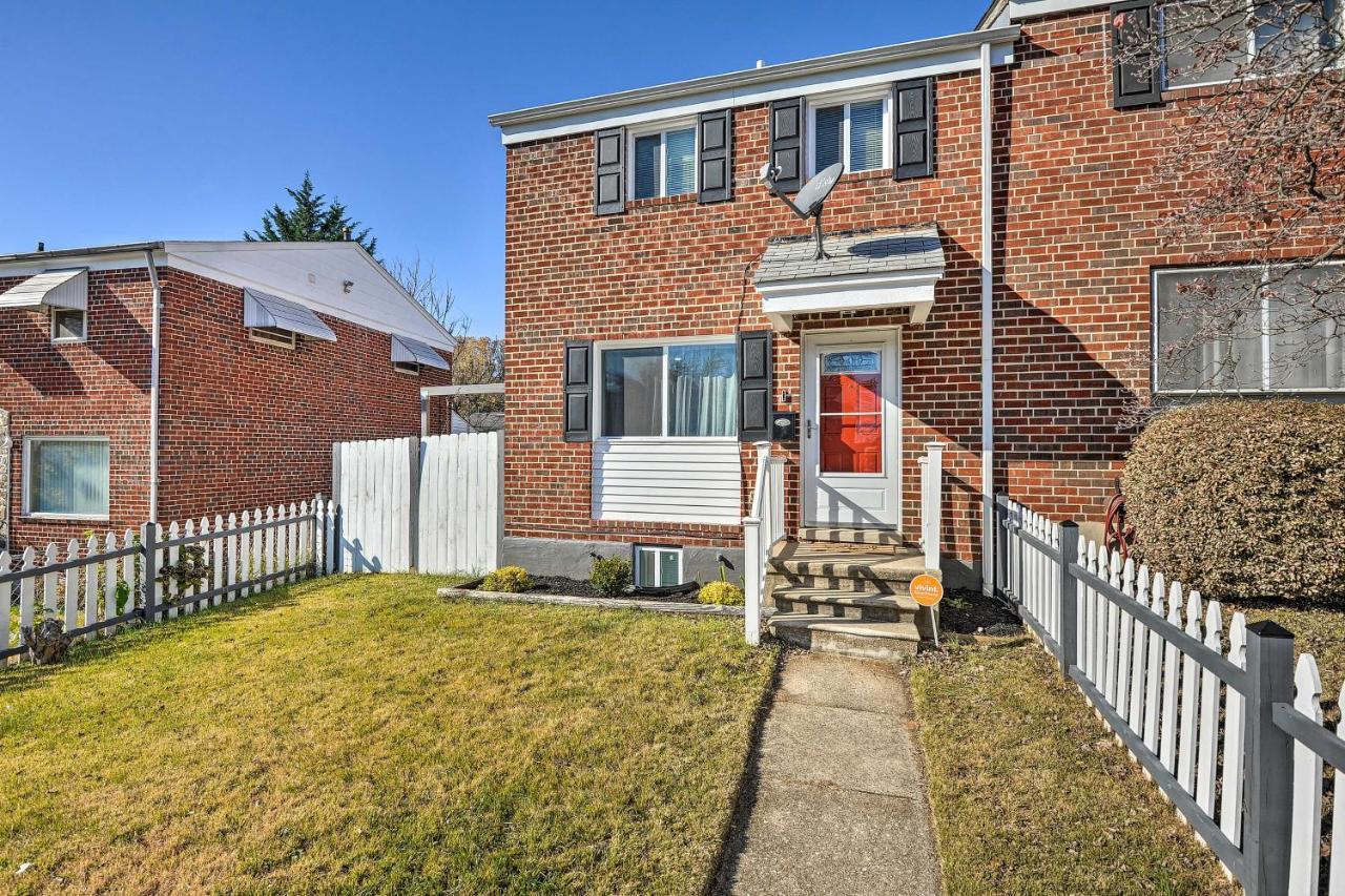 Chic Townhome With Deck 6 Mi To Dtwn Baltimore